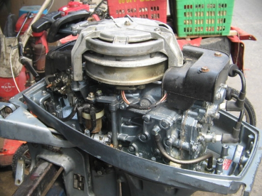 ขาย เครื่องเรือ Yamaha 9.9 แรง สภาพดีเครื่องดี นำเข้าญี่ปุ่น ราคา 20,000