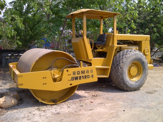 ขาย BOMAG BW212D-2