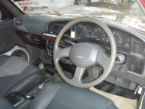 รถบ้านเครื่องเดิมคับ เครื่องเสียงชุดใหญ่ รถบ้านเครื่องเดิมคับ เครื่องเสียงชุดใหญ่