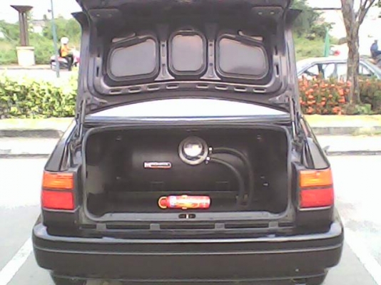 ขายVolkswagen Vento2.0มันหล่อมากสีงามใส้ 2ระบบAuto Lpg พร้อมใช้จบจบ130000Bath.