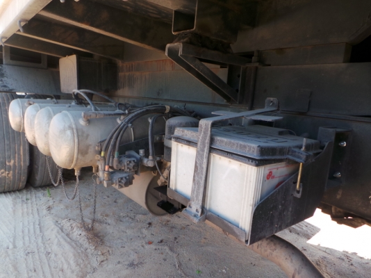 ISUZU FXZ360 ปี 54 ใช้งานน้อยมาก ISUZU FXZ360 ปี 54 ใช้งานน้อยมาก