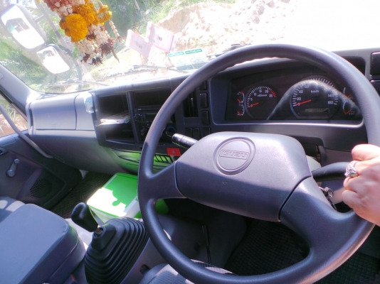 ISUZU FXZ360 ปี 54 ใช้งานน้อยมาก ISUZU FXZ360 ปี 54 ใช้งานน้อยมาก