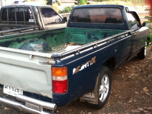 ***ขายแล้วครับขอบคุณ Truck2hand ขาย กระบะตอนเดียว TOYOTA HILUX MIGHTY-X ปี33/90 เครื่องเดิม2L 2.5 แรงดี แห้ง ฟิตมาใหม่  ช่วงล่างคัสซีสวย ไม่ผุ ไม่ดาม ภายในดี คอนโซลดี เบาะไม่ขาด แอร์ พ.ธรรมดา  หน้า-หัลงเดิมไม่เคยชนหนัก สีดี มีต้องเก็บเพิ่มบางชิ้น ยางดี4เส