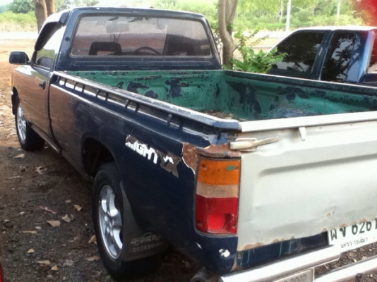 ***ขายแล้วครับขอบคุณ Truck2hand ขาย กระบะตอนเดียว TOYOTA HILUX MIGHTY-X ปี33/90 เครื่องเดิม2L 2.5 แรงดี แห้ง ฟิตมาใหม่  ช่วงล่างคัสซีสวย ไม่ผุ ไม่ดาม ภายในดี คอนโซลดี เบาะไม่ขาด แอร์ พ.ธรรมดา  หน้า-หัลงเดิมไม่เคยชนหนัก สีดี มีต้องเก็บเพิ่มบางชิ้น ยางดี4เส