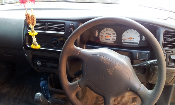 ขอขาย Strada ปี 46 เดิมๆๆๆๆ บางๆๆๆๆ ครับ ขอขาย Strada ปี 46 เดิมๆๆๆๆ บางๆๆๆๆ ครับ