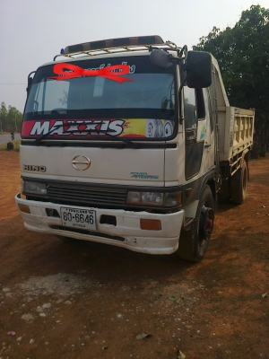 ขายรถ 6 ล้อดั้ม HINO KR 380 เครื่อง EH 700 พวงมาลัยพาเวอร์เบรคทิฟฟี่เครื่องดีคัทซีสวยทะเบียนเต็ม