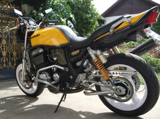 ขาย  KAWASAKI ZRX 1100 cc.