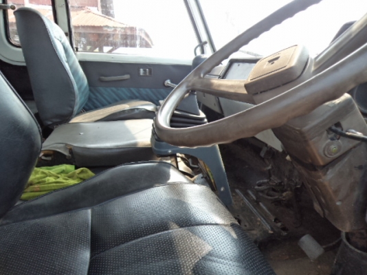 ขายรถอีซูซุ10ล้อเทเลอร์ เครื่อง175แรง พวงมาลัยเพาเวอร์ สภาพสวยพร้อมใช้งานคับ