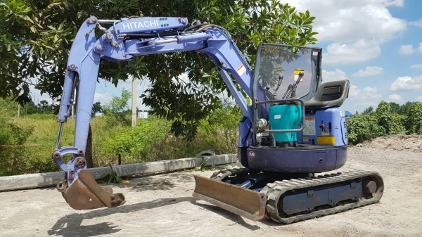 ขายด่วนรถแบคโฮHITACHIฮีตาชีEX15URเทียบเท่าPC15ครื่องดีปั่มแรงรถนอกเพิ่งนำเข้ามาใหม่ยังไม่เคยใช้งานในเมืองไทยเลย