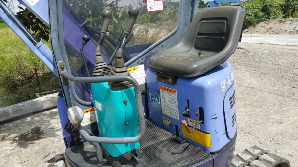 ขายด่วนรถแบคโฮHITACHIฮีตาชีEX15URเทียบเท่าPC15ครื่องดีปั่มแรงรถนอกเพิ่งนำเข้ามาใหม่ยังไม่เคยใช้งานในเมืองไทยเลย