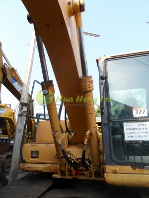 รถขุดมือ 2 KOMATSU PC130-6K