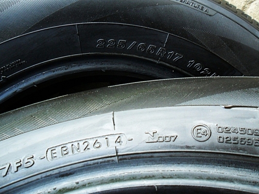 ยางขอบ17 โยโกฮาม่า 225-65-R17ลงพื้นปี15 (4เส้น 4,900)ดอกเพียบ