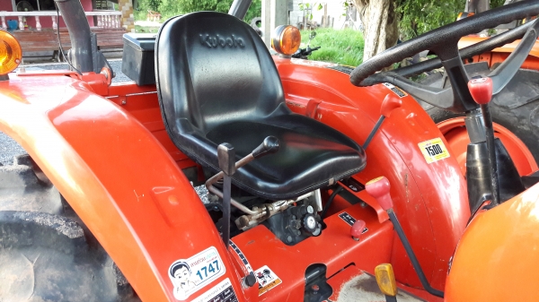 ขายรถไถL3608ใบมีดผาล4พร้อมใช้ครับ ขายรถไถL3608ใบมีดผาล4พร้อมใช้ครับ