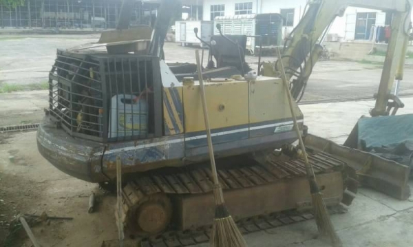 ขาย 185,000 KOMATSU PC30-5 คอนโทรลยาว เครื่องดี ปั้มแรง ช่วงล่างดี รถพร้อมใช้ รถอยู่ จ.กาฬสินธุ์ 090-772-3710 090-772-3708 ขาย 185,000 KOMATSU PC30-5 คอนโทรลยาว เครื่องดี ปั้มแรง ช่วงล่างดี รถพร้อมใช้ รถอยู่ จ.กาฬสินธุ์ 090-772-3710 090-772-3708