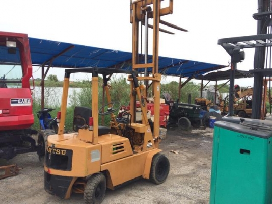 komatsu fg1.5-11ล้อหน้าคู่ เก่าญี่ปุ่น พร้อมใช้