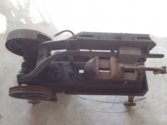 ขายเลื่อย Hero รุ่นใหญ่ 16นิ้ว สภาพสวยจอดนาน แท่นแน่นๆ อุปกรณ์ครบ ขายเลื่อย Hero รุ่นใหญ่ 16นิ้ว สภาพสวยจอดนาน แท่นแน่นๆ อุปกรณ์ครบ