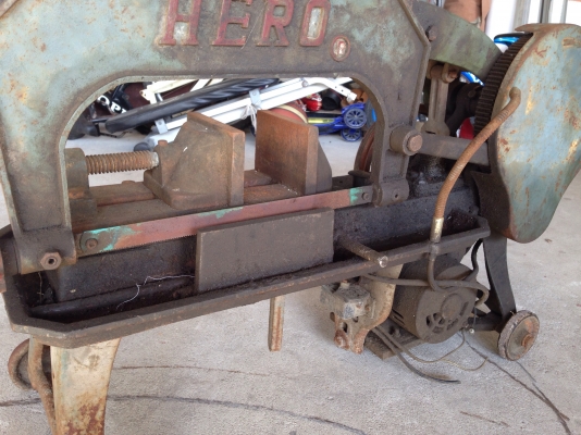 ขายเลื่อย Hero รุ่นใหญ่ 16นิ้ว สภาพสวยจอดนาน แท่นแน่นๆ อุปกรณ์ครบ ขายเลื่อย Hero รุ่นใหญ่ 16นิ้ว สภาพสวยจอดนาน แท่นแน่นๆ อุปกรณ์ครบ