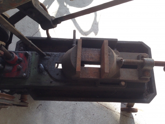 ขายเลื่อย Hero รุ่นใหญ่ 16นิ้ว สภาพสวยจอดนาน แท่นแน่นๆ อุปกรณ์ครบ ขายเลื่อย Hero รุ่นใหญ่ 16นิ้ว สภาพสวยจอดนาน แท่นแน่นๆ อุปกรณ์ครบ