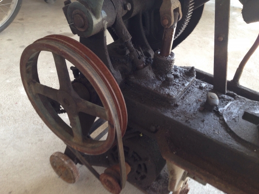 ขายเลื่อย Hero รุ่นใหญ่ 16นิ้ว สภาพสวยจอดนาน แท่นแน่นๆ อุปกรณ์ครบ ขายเลื่อย Hero รุ่นใหญ่ 16นิ้ว สภาพสวยจอดนาน แท่นแน่นๆ อุปกรณ์ครบ