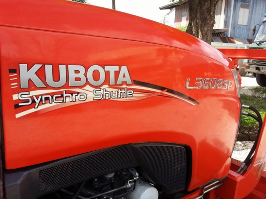 คูโบต้า L3608SP 4 WD พร้อมใบมีดตราช้าง 451 ชั่วโมง ปี 2557