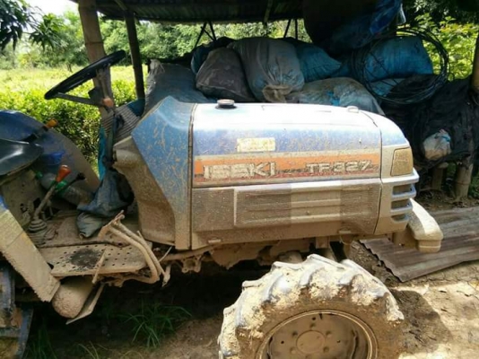 อิเซกิ TF327 4 WD พร้อมผานพรวน พวงมาลีััยเพาเวอร์  เครื่อง เกียร์ ไฮโดรลิกดี