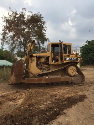 ขายรถแทรกเตอร์ CAT D6H SERIES II รถสวยมาก เอกสารเล่มท   ะเบียน ตู้เก๋ง มีแอร์ เกรยร์ท๊อค ตีน   ไก่  ช่วงล้าง 90\% ราคา.1350000 ต่อรอง