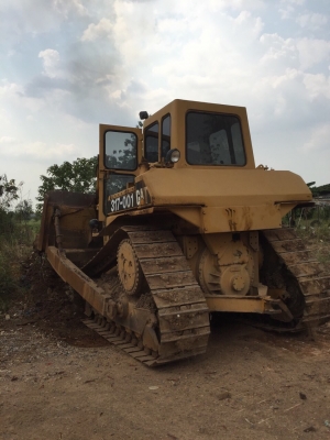 ขายรถแทรกเตอร์ CAT D6H SERIES II รถสวยมาก เอกสารเล่มท   ะเบียน ตู้เก๋ง มีแอร์ เกรยร์ท๊อค ตีน   ไก่  ช่วงล้าง 90\% ราคา.1350000 ต่อรอง