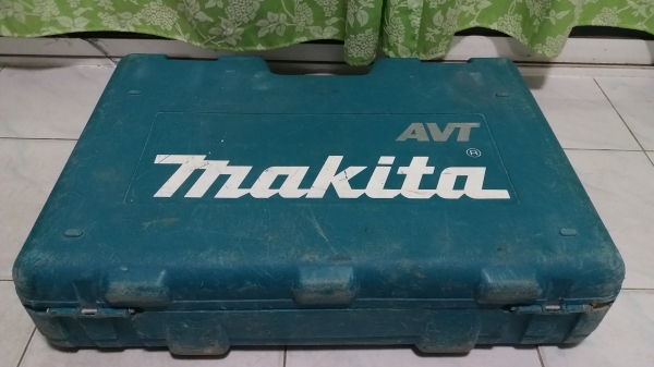 สว่านและสกัดระบบโรตารี่ makita มีระบบAVTลดและสั่นสะเทือน สว่านและสกัดระบบโรตารี่ makita มีระบบAVTลดและสั่นสะเทือน
