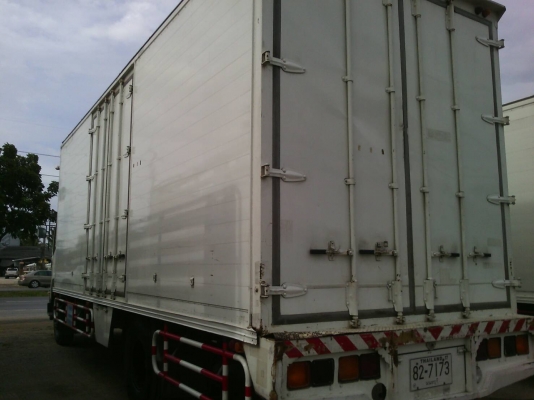 ขายรถบรรทุกหกล้อ ISUZU เครื่อง 240 แรง ปี 54 ตู้แห้งช่วงยาว 7.50 เมตร ทะเบียนพร้อม