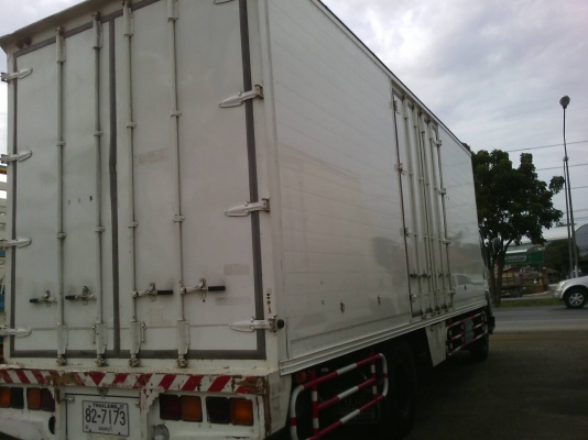 ขายรถบรรทุกหกล้อ ISUZU เครื่อง 240 แรง ปี 54 ตู้แห้งช่วงยาว 7.50 เมตร ทะเบียนพร้อม