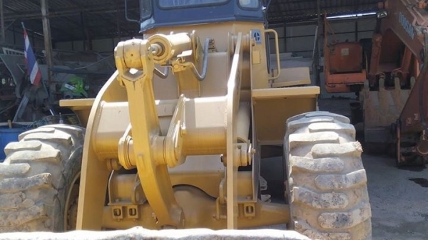 ขายรถตักล้อยาง CAT 916-E รถสวย เอกสารใบอินวอย ราคา.1000000 ต่อรอง