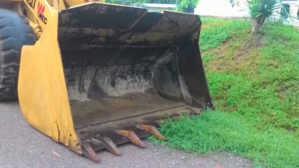 ขายรถตักล้อยาง CAT 950-F พร้อมใช้ ราคา.1650000 ต่อรอง