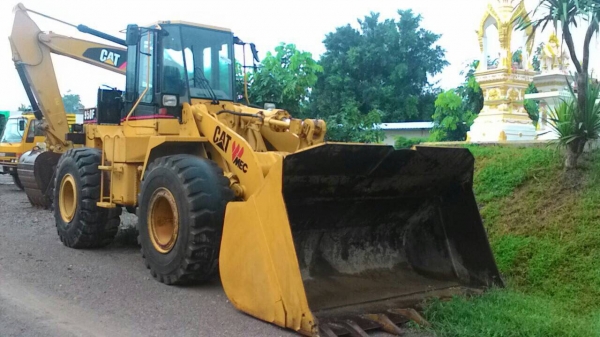 ขายรถตักล้อยาง CAT 950-F พร้อมใช้ ราคา.1650000 ต่อรอง