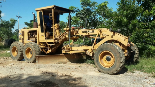 ขายรถเกรด CAT 140-G เครื่อง 72.V ซีเรี้ยล 07800 กว่า สะภาพ พร้อมใช้ ราคา.1900000 ต่อรอง