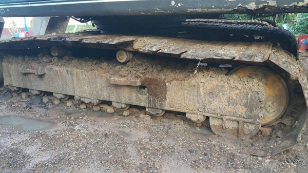 SK200-3 เก๋งเทา ระบบไฟฟ้า เอกสารใบอินวอยส์ เครื่องเดิมปั้มเดิมแรงดี ราคา 630000 บาท เจ้าของขายเอง  087-2171502=ศักดิ์