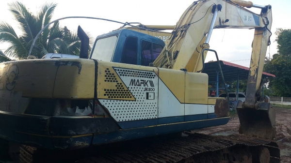 SK200-3   เก๋งน้ำเงิน ระบบสายคันเร่ง. เล่มทะเบียน  087-2171502=ศักดิ์.