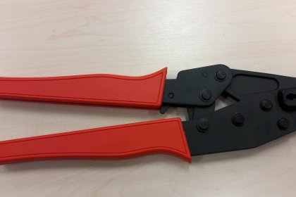 ขายคีมย้ำสายไฟYYT-1 MADE IN TAIWAN.ใหม่เก่าเก็บระบบAUTO งานดี