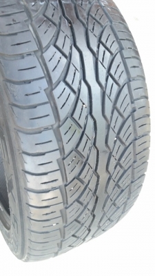 ขายยาง265/50/20 ปี 0512 FALKEN  2 เส้น
