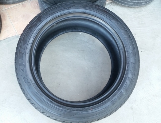 ขายยาง265/50/20 ปี 0512 FALKEN  2 เส้น