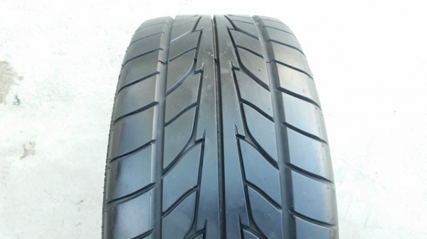 ขายยาง225/40/18 ปี 14 NITTO NT555 4 เส้น