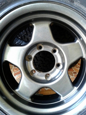 ขายล้อลาย Bradley 16*8 สีเทากัล สภาพใหม่ ขายล้อลาย Bradley 16*8 สีเทากัล สภาพใหม่