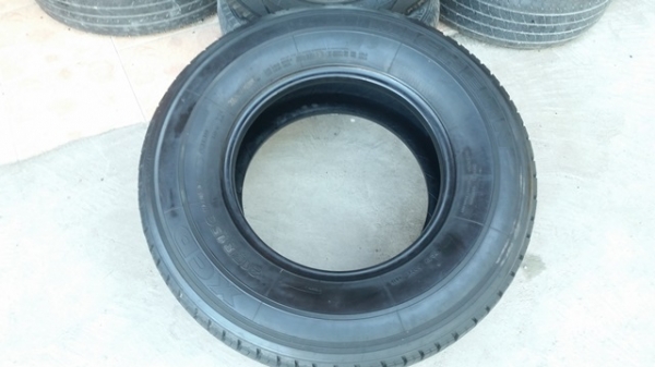 ขายยาง215R15 ปี 12  XCD 2 เส้น