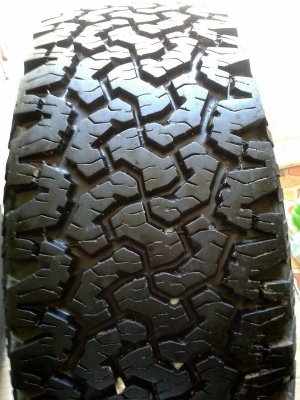 ขายยาง BF All285/75/16 ปี12กับ13 ขายยาง BF All285/75/16 ปี12กับ13