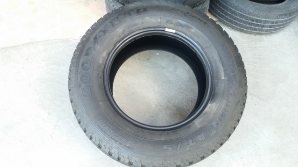 ขายยาง225/70/15 ปี 12 GOODYEAR 2 เส้น