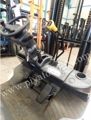 จำหน่ายรถ Forklift UNICARRIERS FD30T4 ใหม่ป้ายแดง