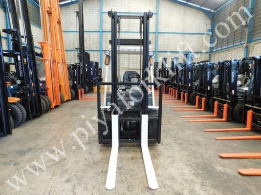 จำหน่ายรถ Forklift UNICARRIERS FD30T4 ใหม่ป้ายแดง