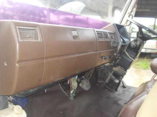 HINO FC112 ดั๊ม 117 แรง สวยๆครับ สนใจติดต่อ 089-8503558 เอ็กซ์ครับ