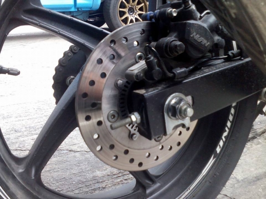 ขาย HONDA CB 300 F ปี 57 เครื่องดีเดิมๆ วิ่งหมื่นหกกว่าๆ สภาพภายนอกสวย ไม่เคยล้ม เล่มพร้อมชุดโอน