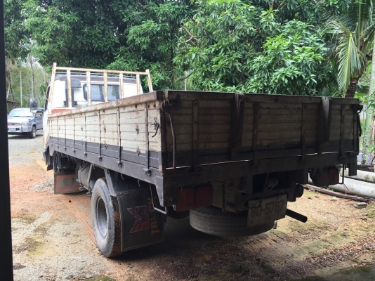 ขายรถหกล้อกระบะบรรทุก KM777 ขายรถหกล้อกระบะบรรทุก KM777