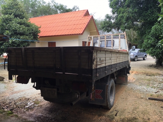 ขายรถหกล้อกระบะบรรทุก KM777 ขายรถหกล้อกระบะบรรทุก KM777